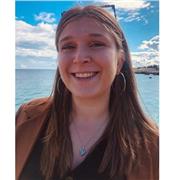 Sei alla ricerca di un insegnante competente ma anche divertente ?